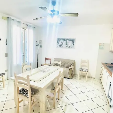 Puccini House * 佩斯科勒海滨